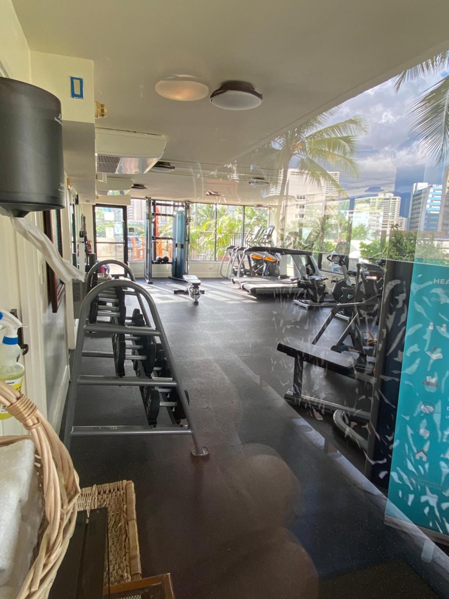 Cozy Studio With Free Parking In Waikiki Гонолулу Екстер'єр фото